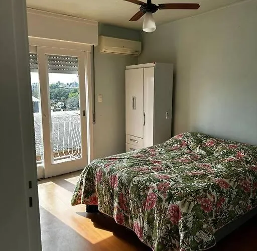 Amplo Apartamento Com 2 Garagens