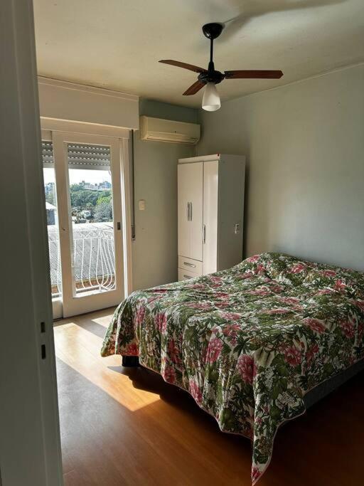 Amplo Com 2 Garagens Apartamento