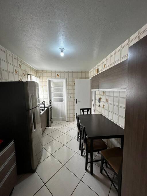 Amplo Com 2 Garagens Apartamento Pelotas