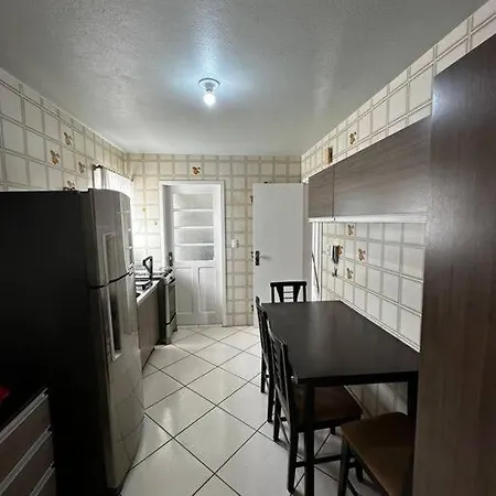 Amplo Apartamento Com 2 Garagens Pelotas Exterior foto